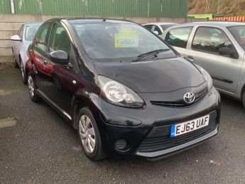 Toyota AYGO 1.0 VVT-i Move Hatchback 5dr Petrol Manual Euro 5 (68 ps)