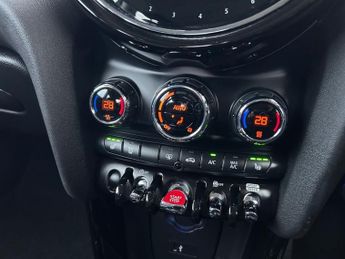 MINI HATCH 1.5 Cooper Classic Hatchback 3dr Petrol Steptronic Euro 6 (s/s) 