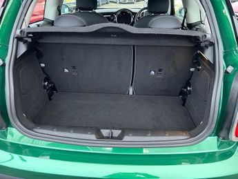 MINI HATCH 1.5 Cooper Classic Hatchback 3dr Petrol Steptronic Euro 6 (s/s) 