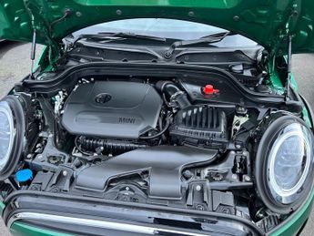 MINI HATCH 1.5 Cooper Classic Hatchback 3dr Petrol Steptronic Euro 6 (s/s) 