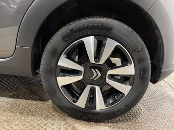 CITROEN C3 1.2 PureTech PLUS Hatchback 5dr Petrol EAT6 Euro 6 (s/s) (110 ps