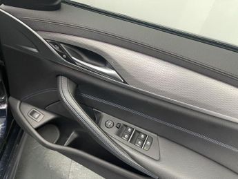 BMW 5 SERIES 2.0 520i GPF M Sport Touring 5dr Petrol Auto Euro 6 (s/s) (184 p