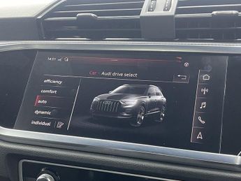 AUDI Q3 2.0 TDI 40 S line SUV 5dr Diesel S Tronic quattro Euro 6 (s/s) (
