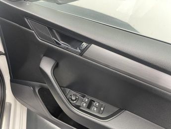 SKODA SUPERB 2.0 TDI SE L Executive Estate 5dr Diesel DSG Euro 6 (s/s) (150 p