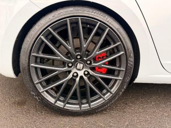 SEAT LEON 2.0 TSI Cupra 290 Black Hatchback 5dr Petrol DSG Euro 6 (s/s) (2