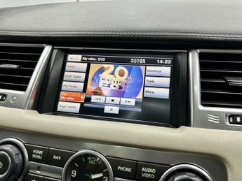 LAND ROVER RANGE ROVER SPORT 3.0 SD V6 Autobiography Sport SUV 5dr Diesel Auto 4WD Euro 5 (25