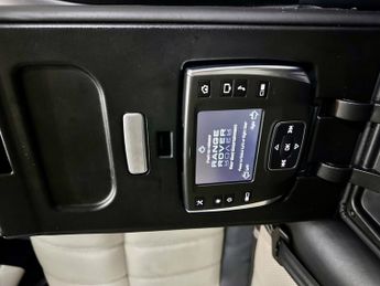 LAND ROVER RANGE ROVER SPORT 3.0 SD V6 Autobiography Sport SUV 5dr Diesel Auto 4WD Euro 5 (25