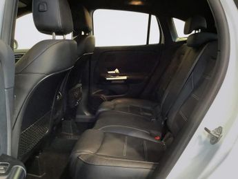 MERCEDES-BENZ GLA 1.3 GLA250e 15.6kWh Exclusive Edition (Premium) SUV 5dr Petrol P