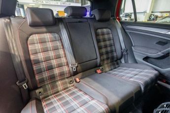 VOLKSWAGEN GOLF 2.0 TSI GTI Hatchback 5dr Petrol DSG Euro 6 (s/s) (230 ps)