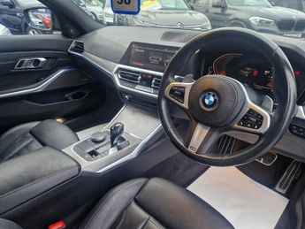 BMW 3 SERIES 2.0 320d M Sport Saloon 4dr Diesel Auto Euro 6 (s/s) (190 ps)