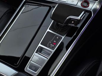 AUDI RS6 AVANT 4.0 TFSI V8 Vorsprung Estate 5dr Petrol Tiptronic quattro Euro 6