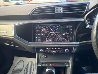 AUDI Q3 1.5 TFSI CoD 35 S line SUV 5dr Petrol S Tronic Euro 6 (s/s) (150