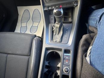 AUDI Q3 1.5 TFSI CoD 35 S line SUV 5dr Petrol S Tronic Euro 6 (s/s) (150