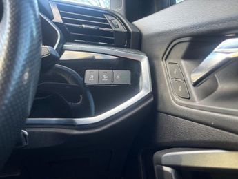 AUDI Q3 1.5 TFSI CoD 35 S line SUV 5dr Petrol S Tronic Euro 6 (s/s) (150