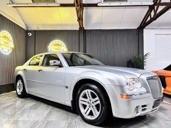 CHRYSLER 300C 3.0 CRD V6 Saloon 4dr Diesel Automatic (215 g/km, 218 bhp)