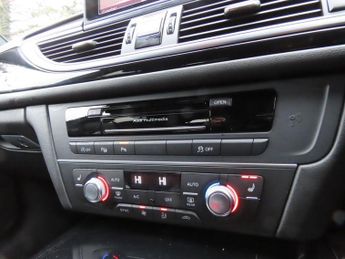 AUDI A6 AVANT 3.0 TDI V6 Black Edition Estate 5dr Diesel S Tronic quattro Euro