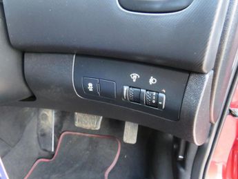 KIA CEED 1.6 CRDi 2 Hatchback 5dr Diesel Auto Euro 5 (113 bhp)