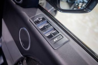LAND ROVER RANGE ROVER SPORT 5.0 V8 SVR SUV 5dr Petrol Auto 4WD Euro 6 (s/s) (550 ps)