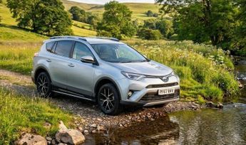 TOYOTA RAV4 2.5 VVT-h Design SUV 5dr Petrol Hybrid CVT Euro 6 (s/s) (197 ps)