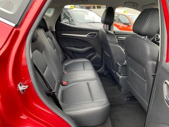 MG MG ZS 1.0 T-GDI Exclusive SUV 5dr Petrol Auto Euro 6 (111 ps)