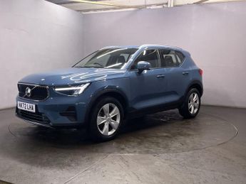VOLVO XC40 2.0 B3 MHEV Core SUV 5dr Petrol Hybrid DCT Auto Euro 6 (s/s) (16
