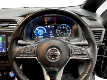 NISSAN LEAF 40kWh N-Connecta Hatchback 5dr Electric Auto (150 ps)