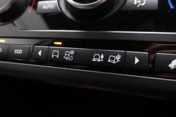 LAND ROVER DISCOVERY SPORT 2.0 TD4 HSE Black SUV 5dr Diesel Auto 4WD Euro 6 (s/s) (180 ps)