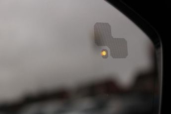 LAND ROVER RANGE ROVER EVOQUE 2.0 D200 MHEV R-Dynamic SE SUV 5dr Diesel Auto 4WD Euro 6 (s/s) 