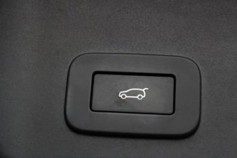 LAND ROVER RANGE ROVER EVOQUE 2.0 D200 MHEV R-Dynamic SE SUV 5dr Diesel Auto 4WD Euro 6 (s/s) 