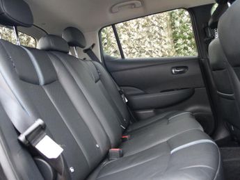 NISSAN LEAF 62kWh e+ Tekna Hatchback 5dr Electric Auto (217 ps)