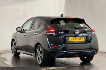 NISSAN LEAF 40kWh Tekna Hatchback 5dr Electric Auto (150 ps) Tech Pack, Heat