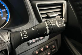 NISSAN LEAF 40kWh Tekna Hatchback 5dr Electric Auto (150 ps) Tech Pack, Heat