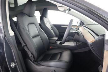 TESLA MODEL Y (Dual Motor) Long Range Auto 4WDE 5dr