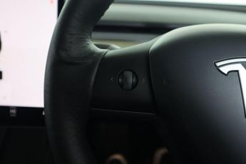 TESLA MODEL Y (Dual Motor) Long Range Auto 4WDE 5dr