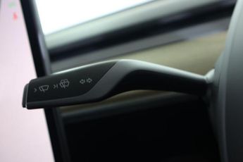 TESLA MODEL Y (Dual Motor) Long Range Auto 4WDE 5dr