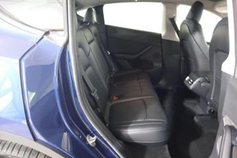 TESLA MODEL Y (Dual Motor) Long Range Auto 4WDE 5dr