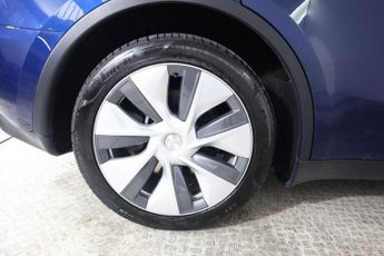 TESLA MODEL Y (Dual Motor) Long Range Auto 4WDE 5dr