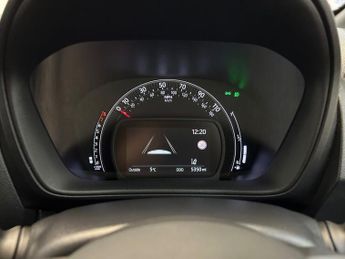 TOYOTA AYGO X 1.0 VVT-i Edge Hatchback 5dr Petrol Manual Euro 6 (s/s) (72 ps)