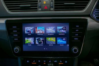 SKODA SUPERB 1.5 TSI ACT SE Technology Estate 5dr Petrol DSG Euro 6 (s/s) (15