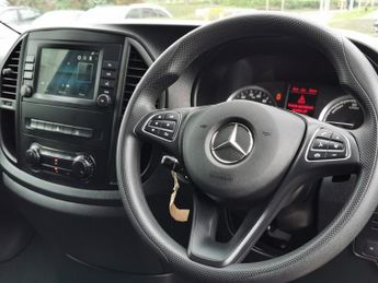 MERCEDES-BENZ EVITO 116 e 66kWh Progressive Panel Van 6dr Electric Auto FWD L3 (XLWB