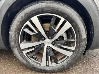 PEUGEOT 3008 1.6 13.2kWh GT SUV 5dr Petrol Plug-in Hybrid e-EAT Euro 6 (s/s) 