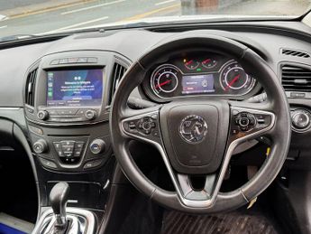 VAUXHALL INSIGNIA 1.6 CDTi Tech Line Sports Tourer 5dr Diesel Auto Euro 6 (136 ps)