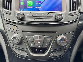 VAUXHALL INSIGNIA 1.6 CDTi Tech Line Sports Tourer 5dr Diesel Auto Euro 6 (136 ps)