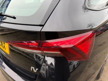 SKODA OCTAVIA 1.4 TSI iV 13kWh SE Technology Estate 5dr Petrol Plug-in Hybrid 