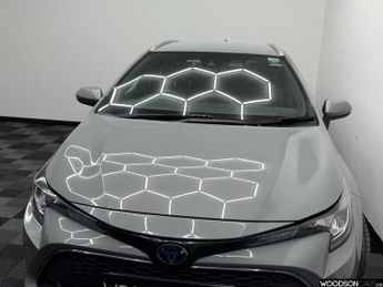 TOYOTA COROLLA 1.8 VVT-h GPF Design Touring Sports 5dr Petrol Hybrid CVT Euro 6