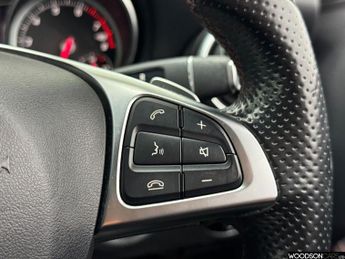 MERCEDES-BENZ A-CLASS 1.6 A180 AMG Line (Premium Plus) Hatchback 5dr Petrol 7G-DCT Eur