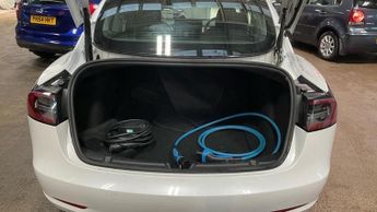 TESLA Model 3 Standard Range Plus Saloon 4dr Electric Auto RWD (241 bhp)