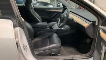 TESLA Model 3 Standard Range Plus Saloon 4dr Electric Auto RWD (241 bhp)