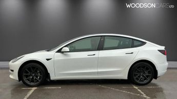 TESLA Model 3 Standard Range Plus Saloon 4dr Electric Auto RWD (241 bhp)