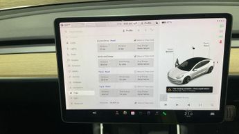 TESLA Model 3 Standard Range Plus Saloon 4dr Electric Auto RWD (241 bhp)